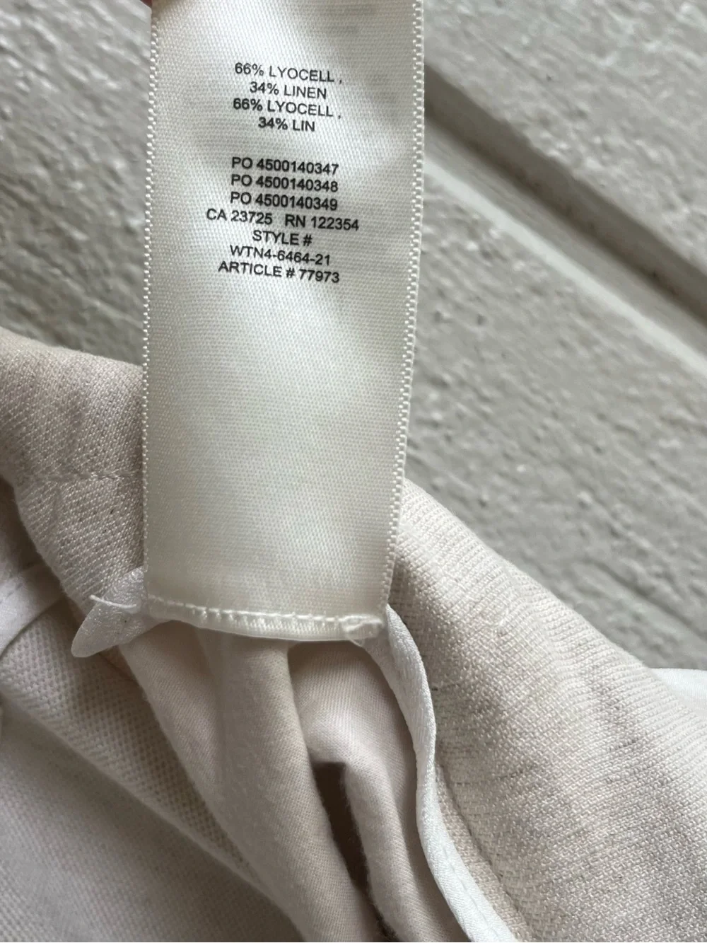 Aritzia Wilfred Linen Blend Cropped Trousers in Cream Size S